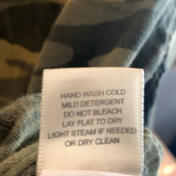 Love Stitch Camo top - Picture 5 of 5